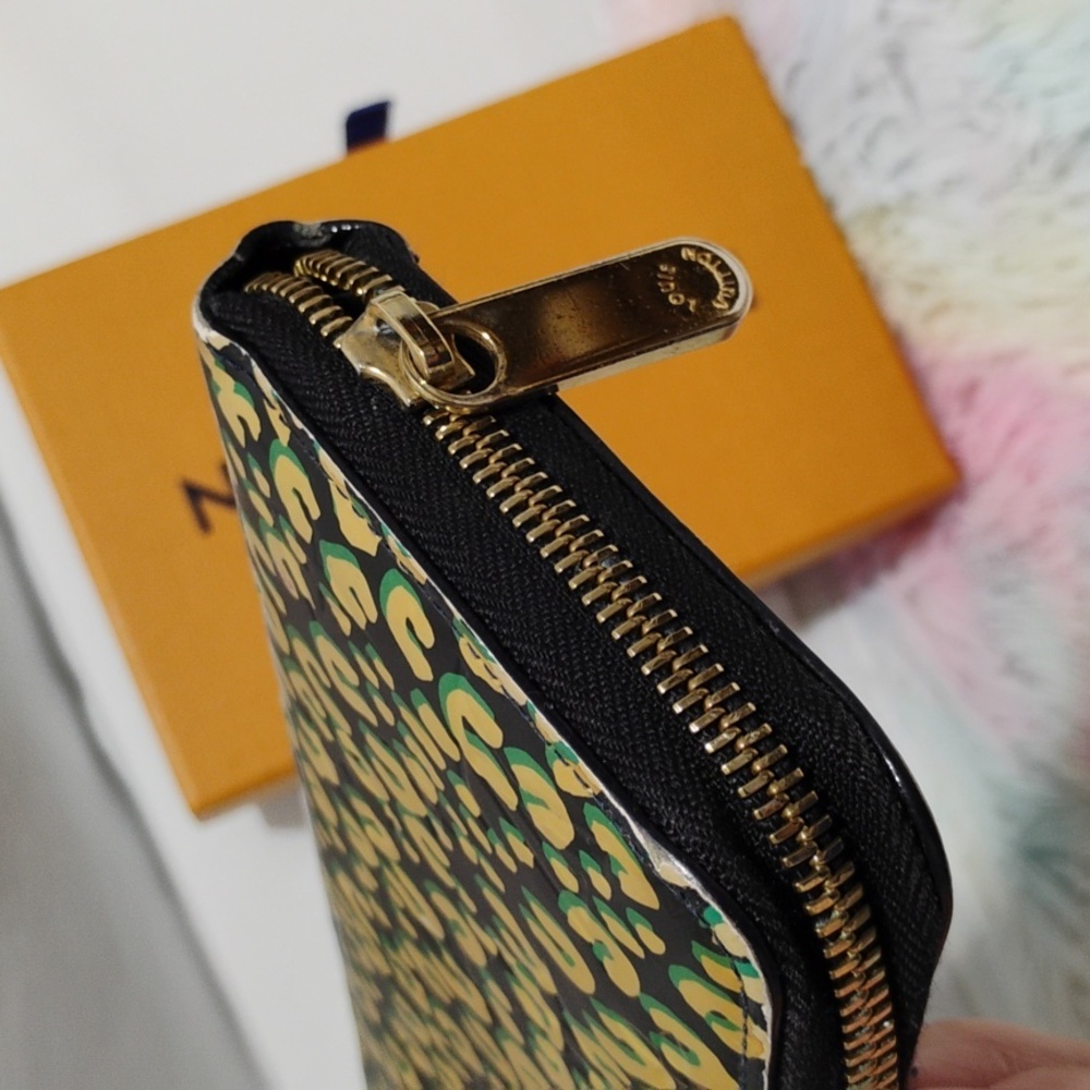 SALE! Authentic Louis Vuitton Vernis Leopard Zip Around Wallet CA0131 - Picture 4 of 16